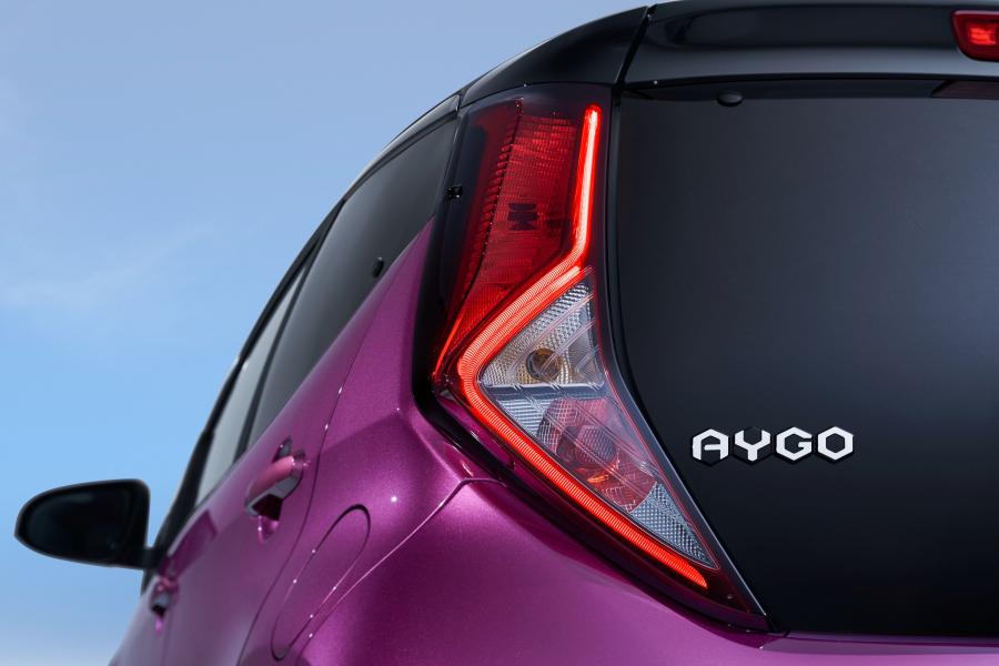 Детали экстерьера Toyota Aygo 5-Door 2018 года  (WW) (фото 11 из 40)